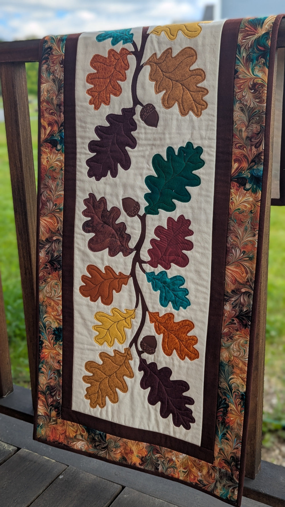 How to Make the Autumn Leaves Appliqué Table Runner