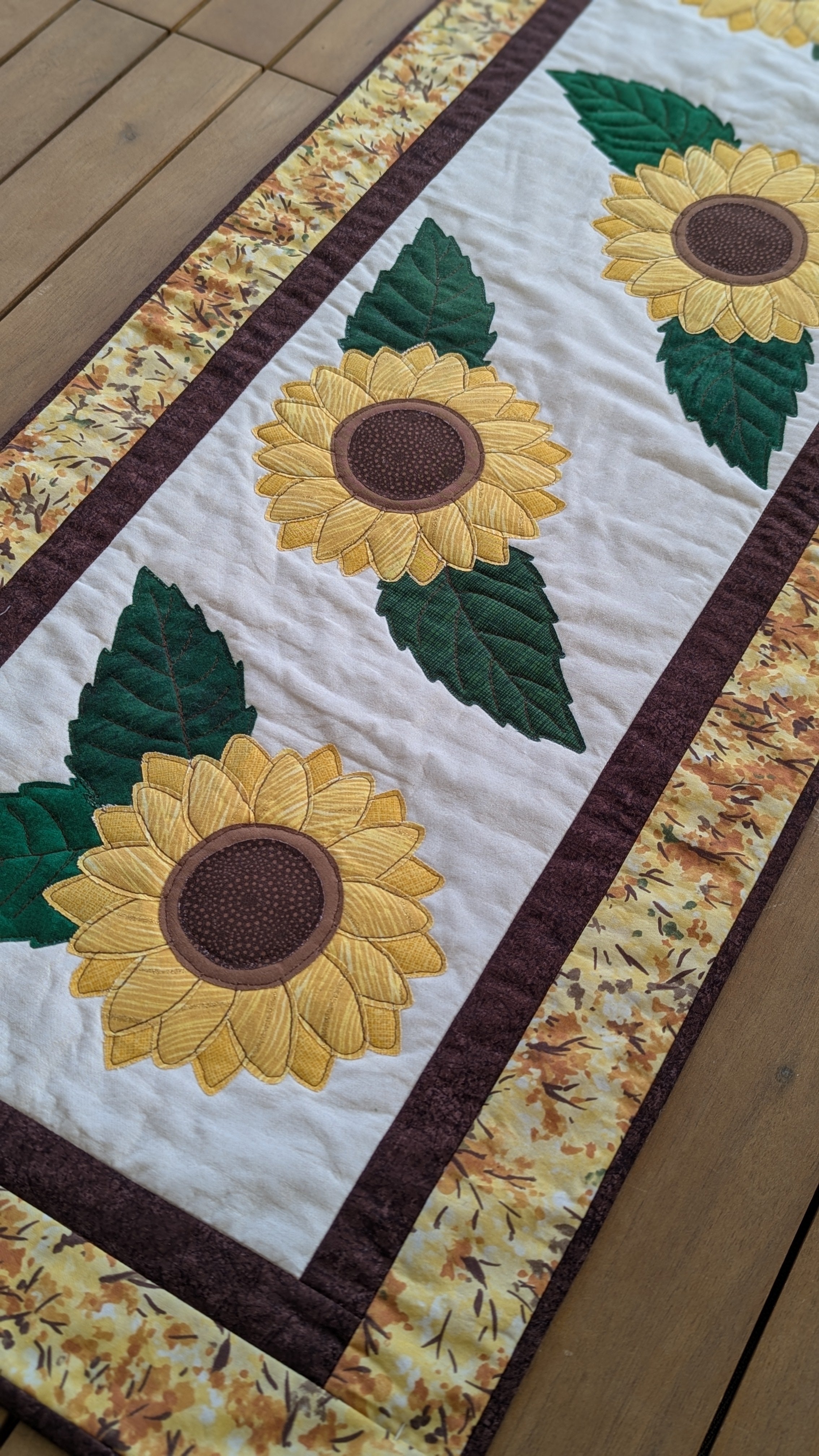 Sunflowers - Quilted Table Runner Pattern