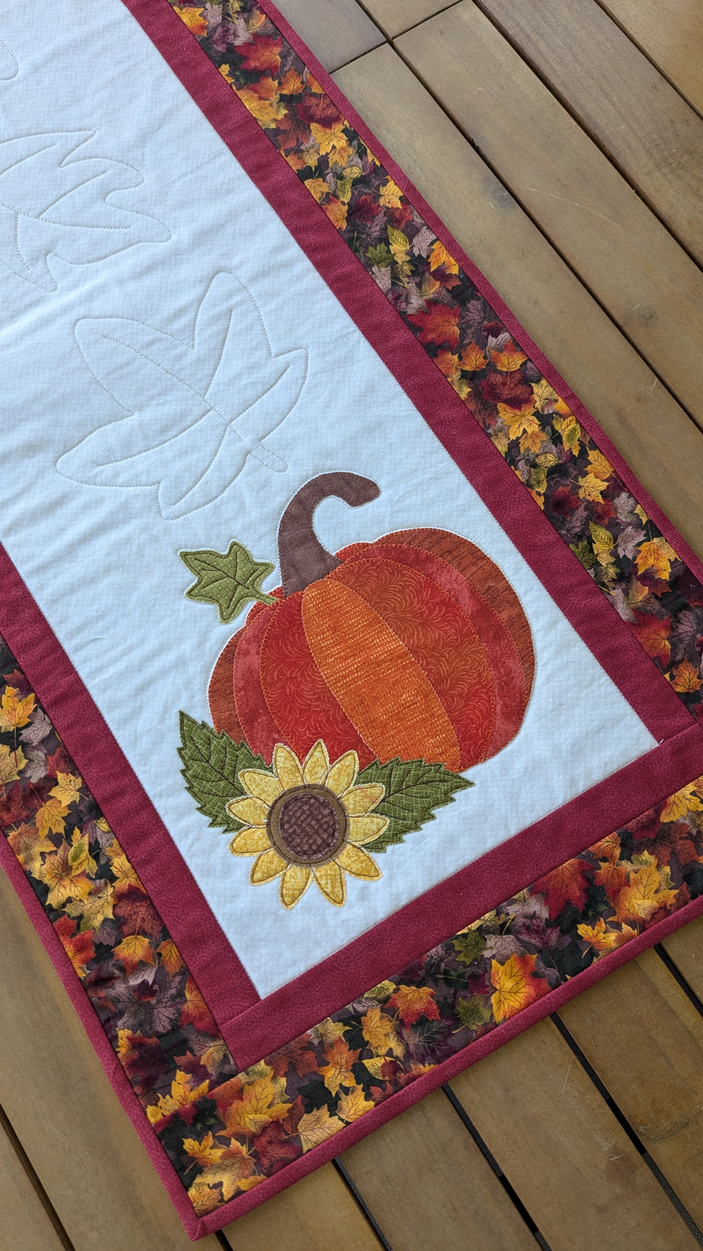 Pumpkin & Sunflower - Quilted Table Runner Pattern