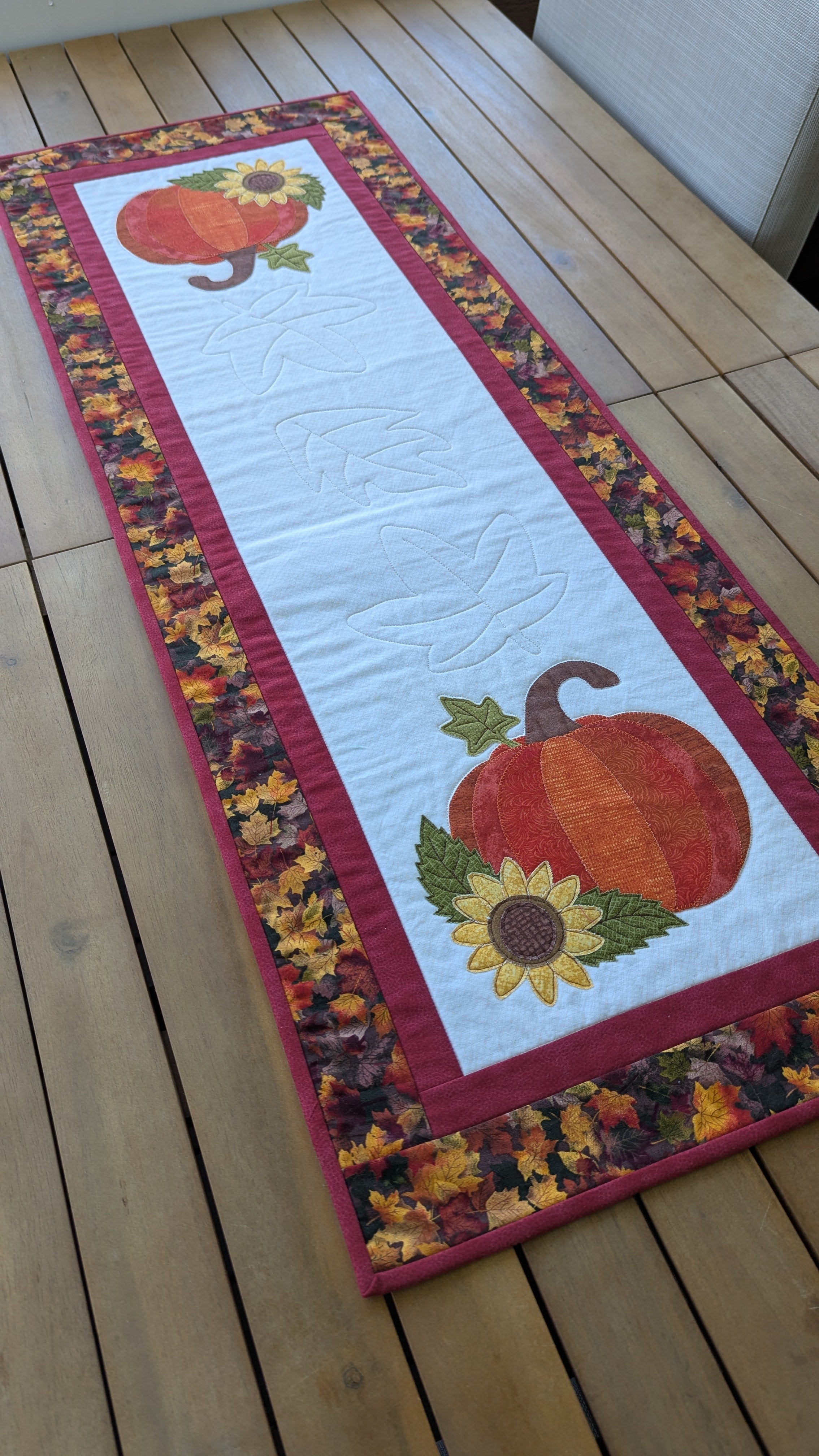 Pumpkin & Sunflower - Quilted Table Runner Pattern