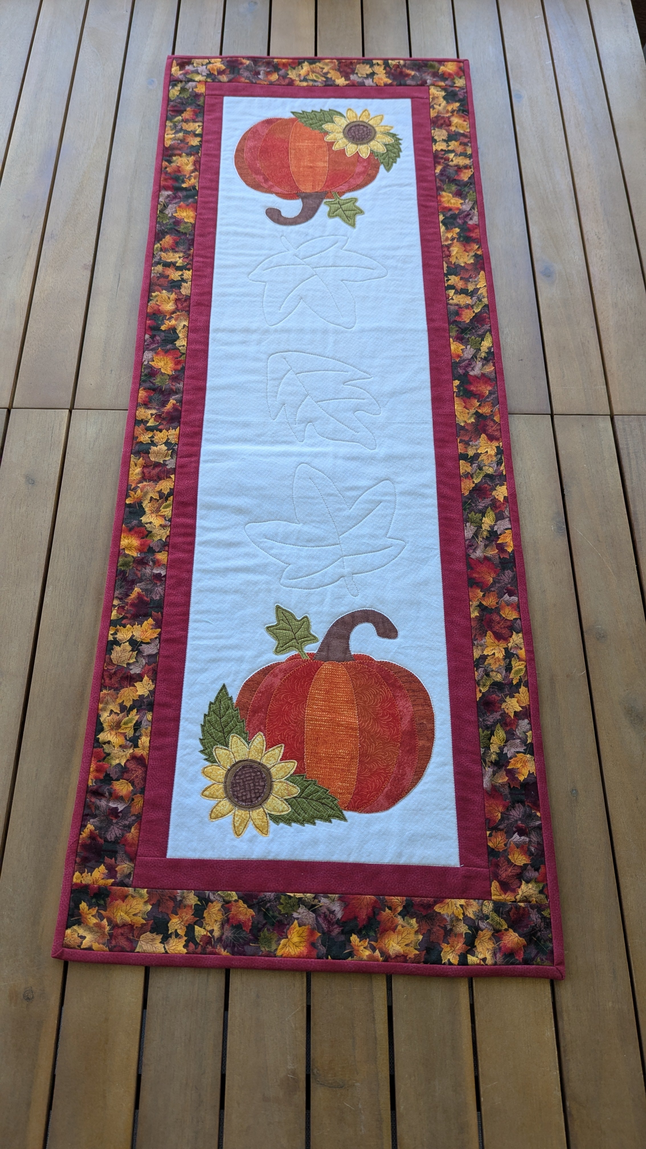 Pumpkin & Sunflower - Quilted Table Runner Pattern