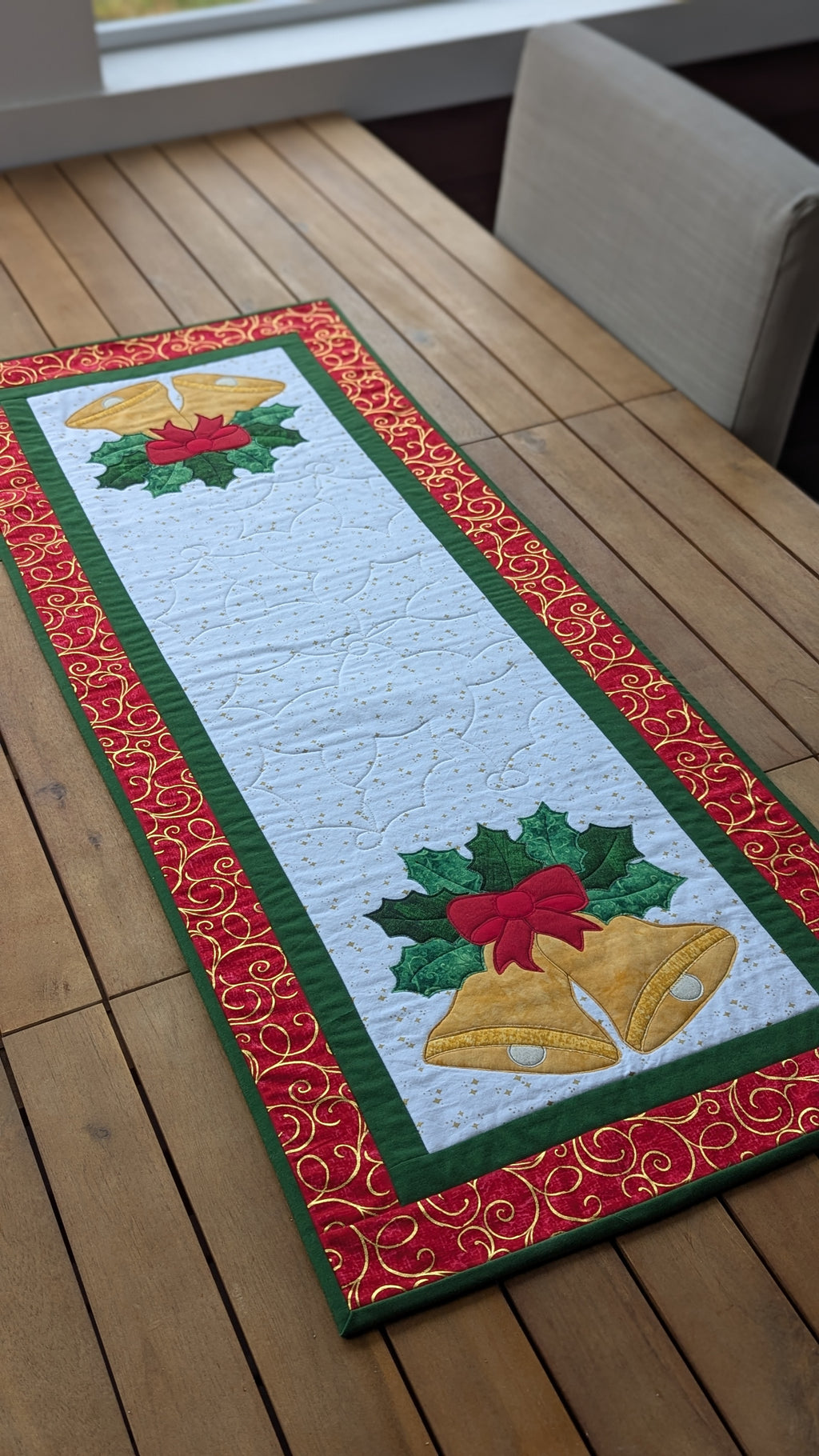Christmas Bells - Quilted Table Runner Pattern