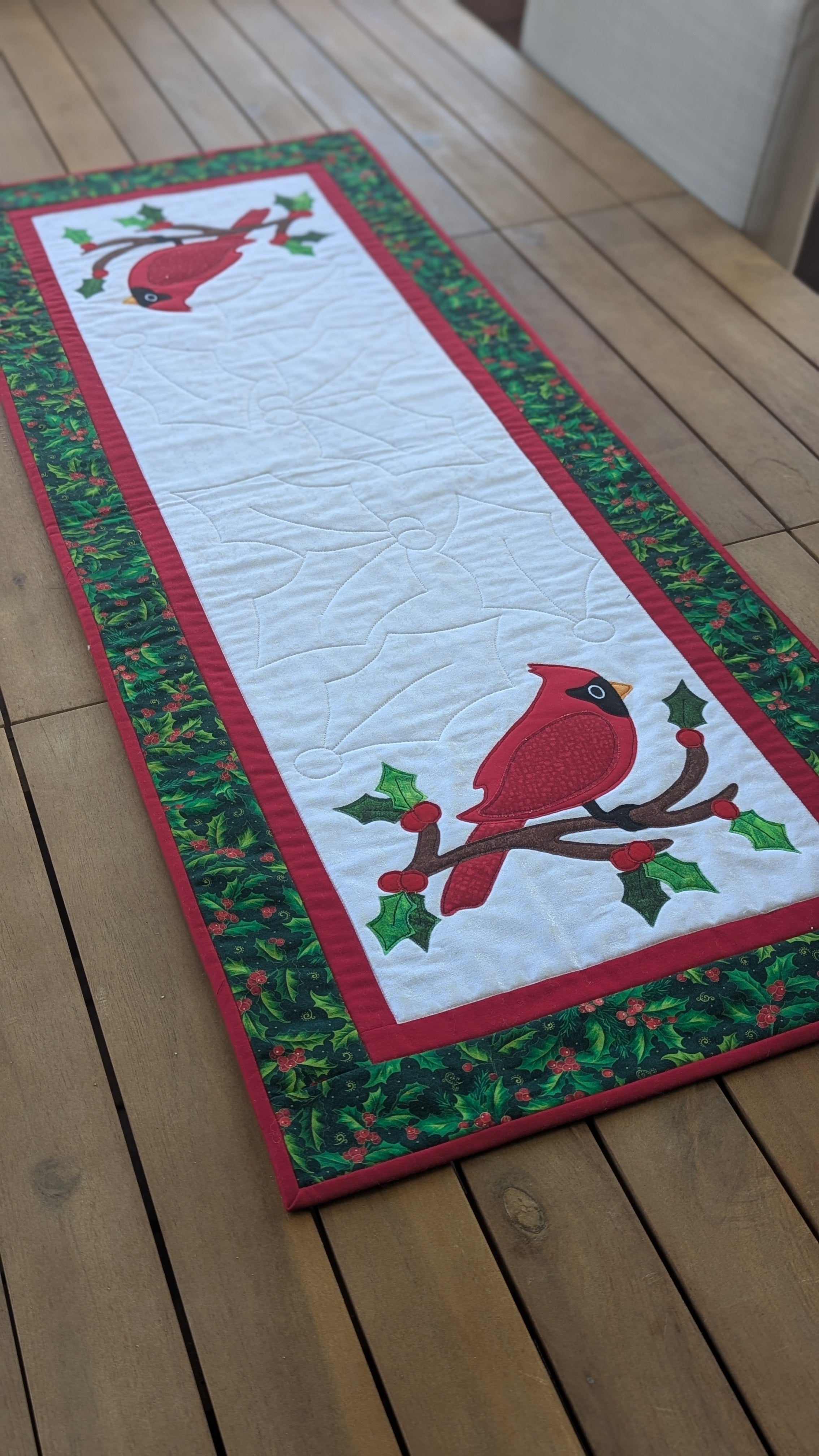 Christmas Cardinal - Quilted Table Runner Pattern