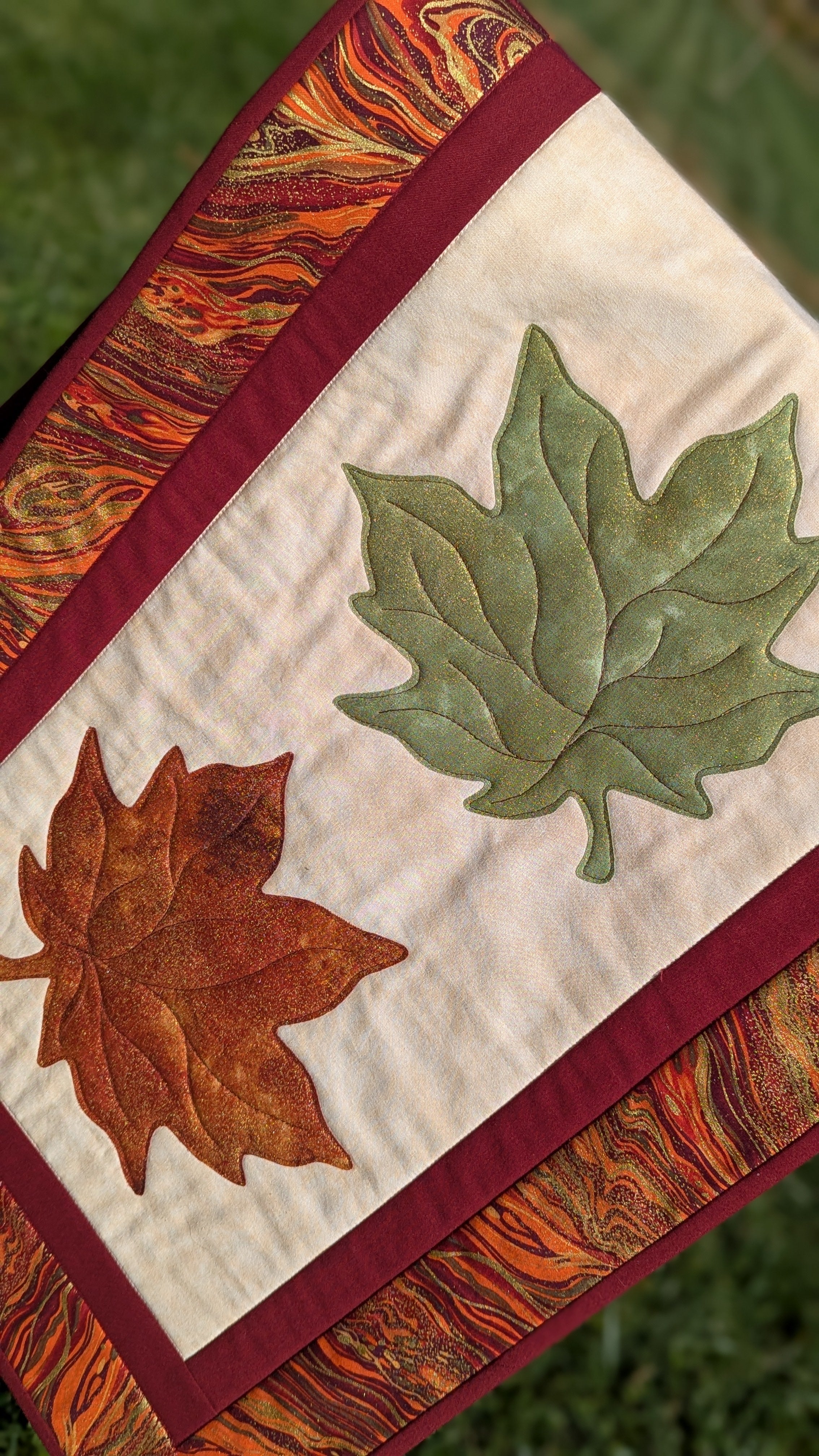 Maple Leaf - Quilted Table Runner Pattern