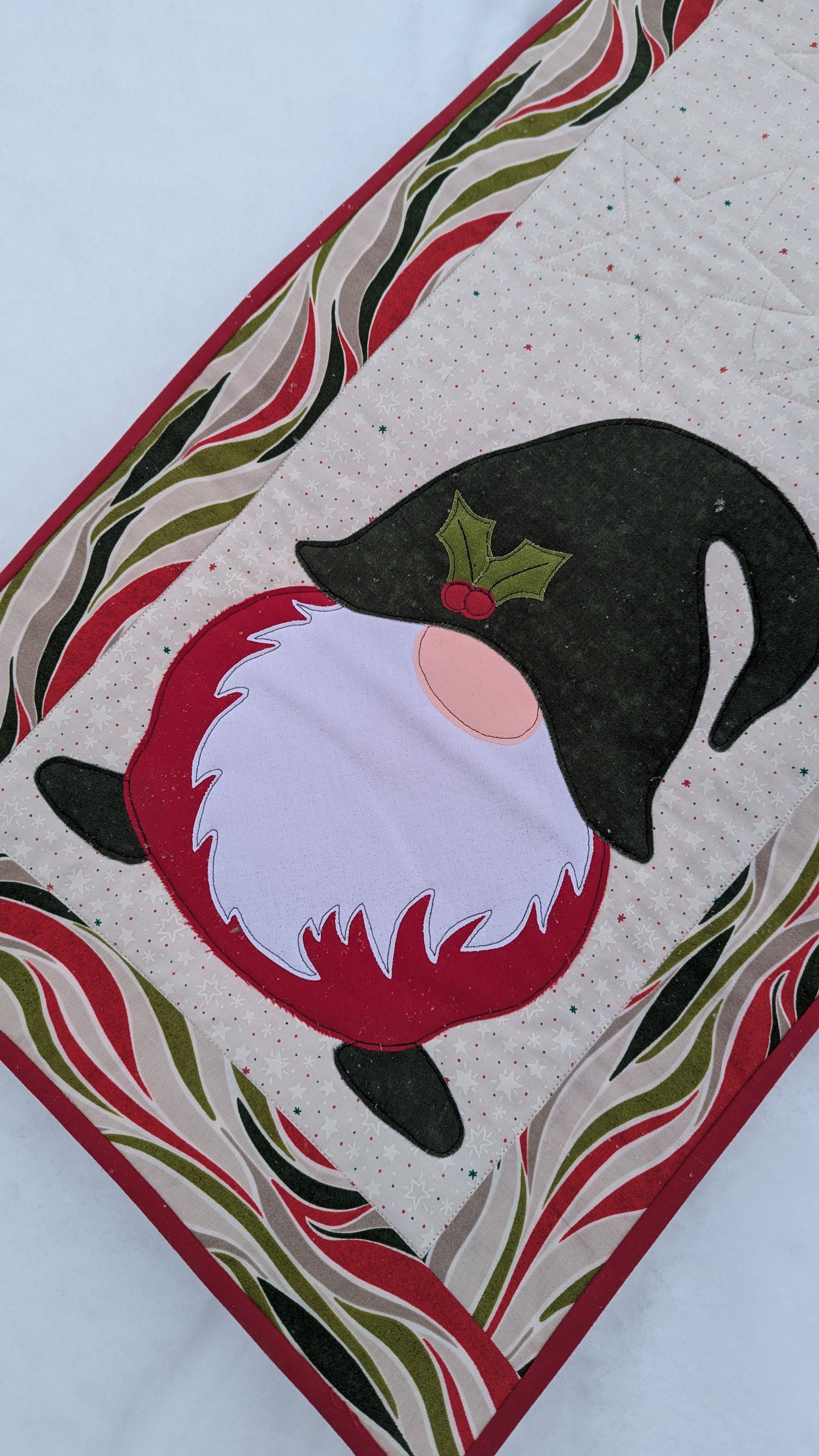 Christmas Gnome - Quilted Table Runner Pattern