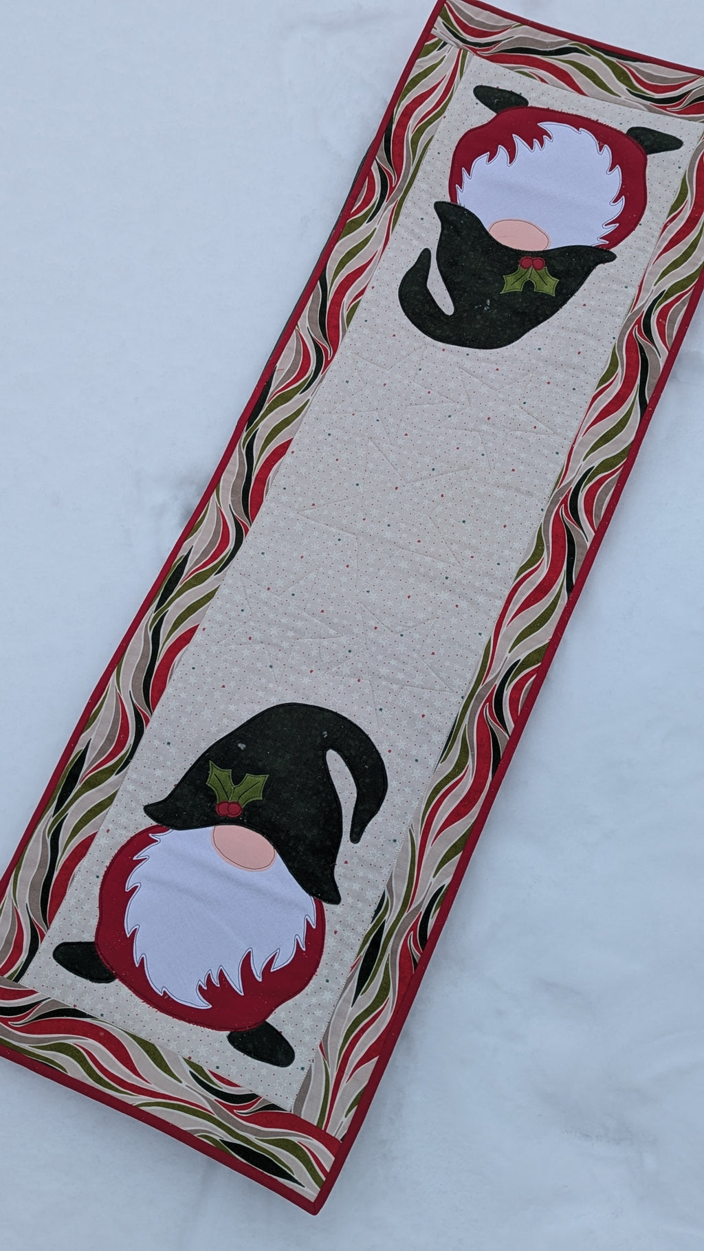 Christmas Gnome - Quilted Table Runner Pattern