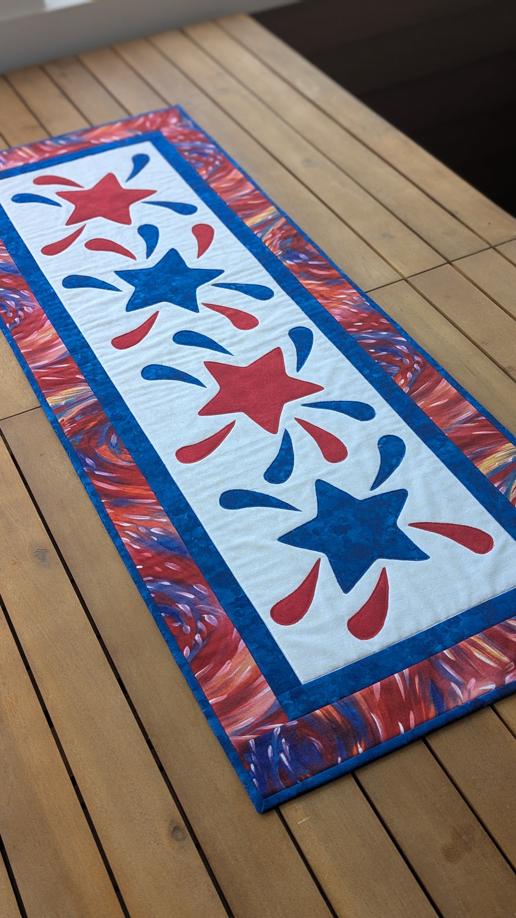 4th of July Stars & Fireworks - Quilted Table Runner PDF Pattern