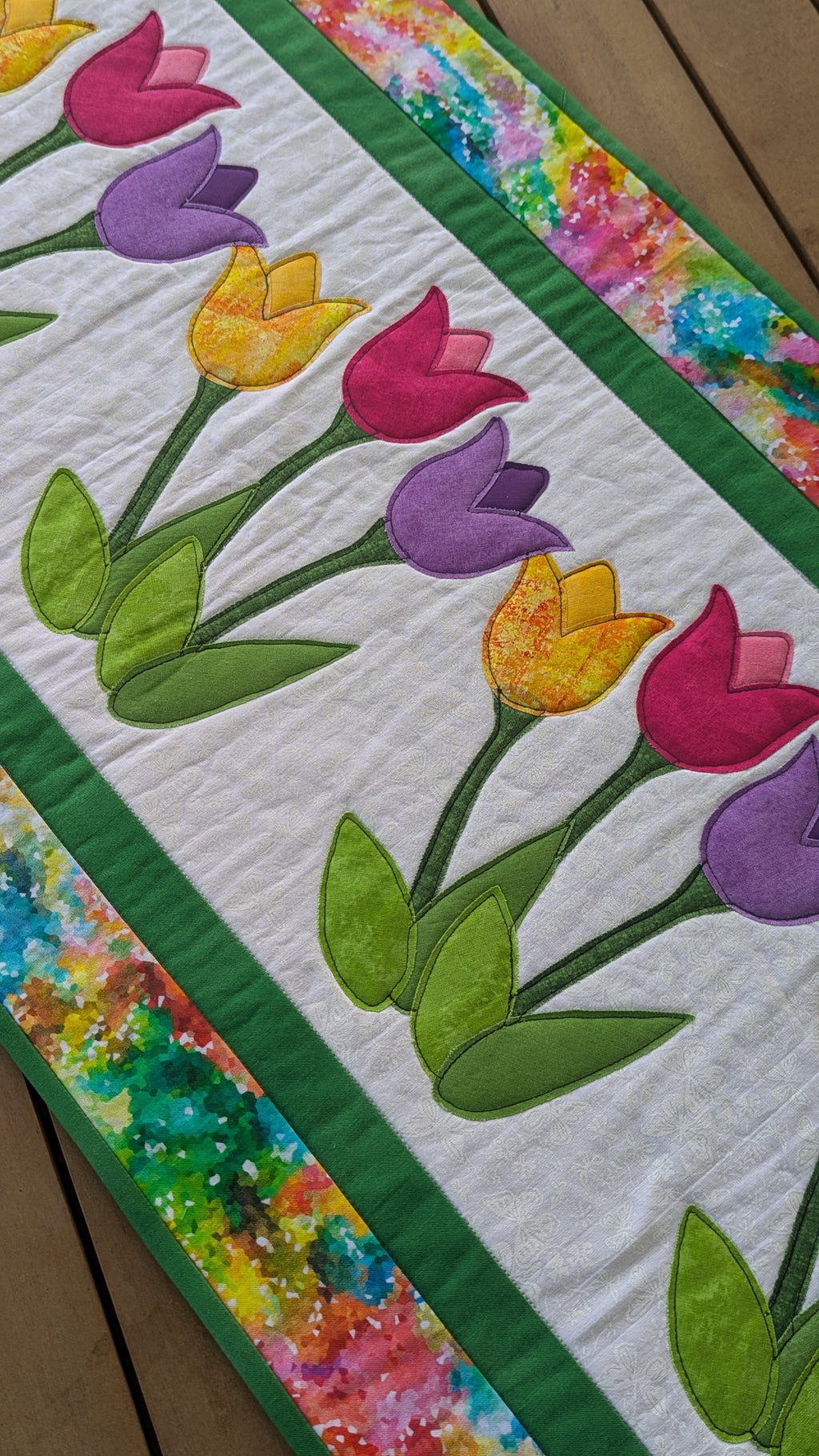 Spring Tulips - Quilted Table Runner Pattern
