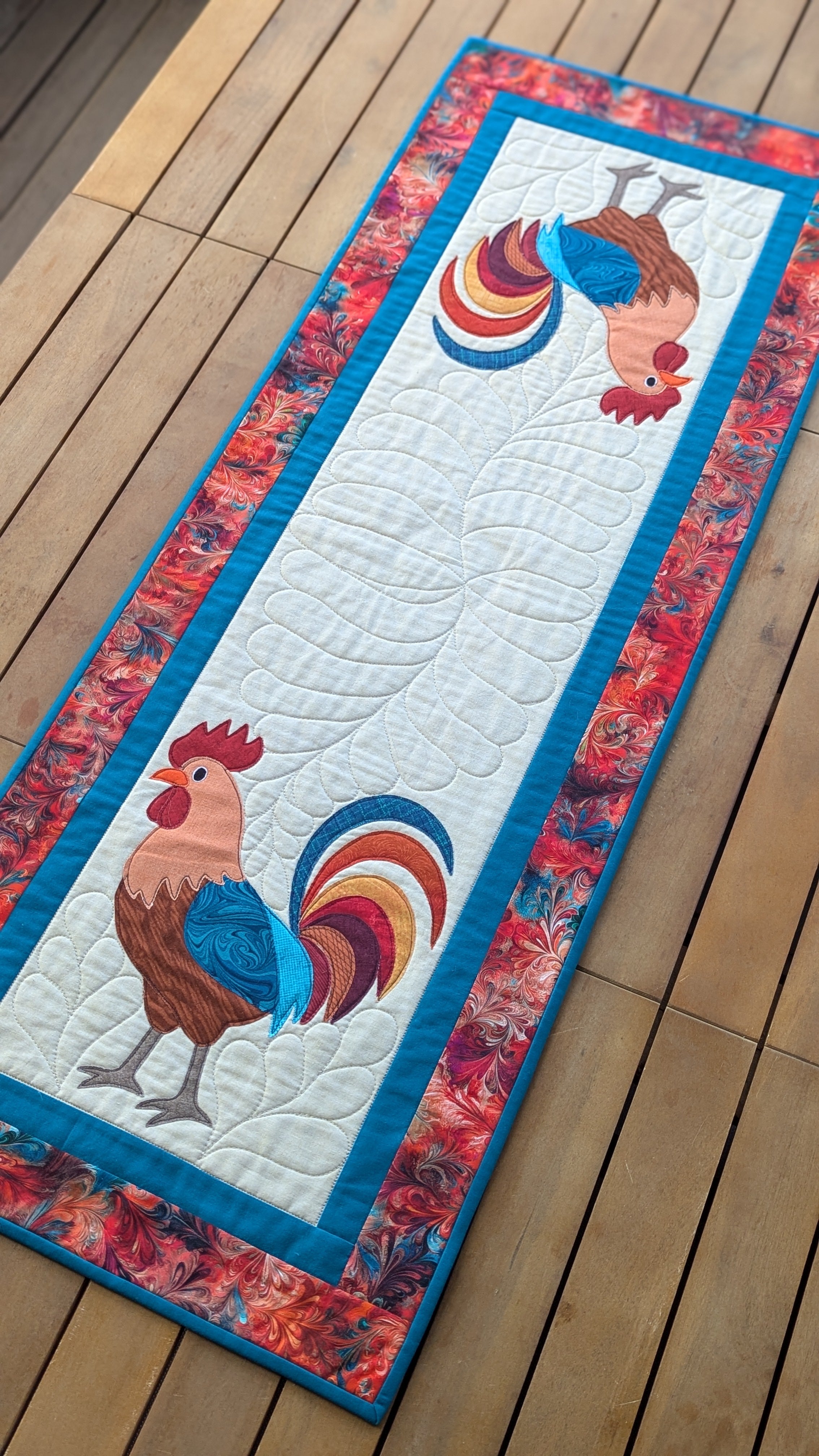 Farmhouse Rooster - Quilted Table Runner Pattern