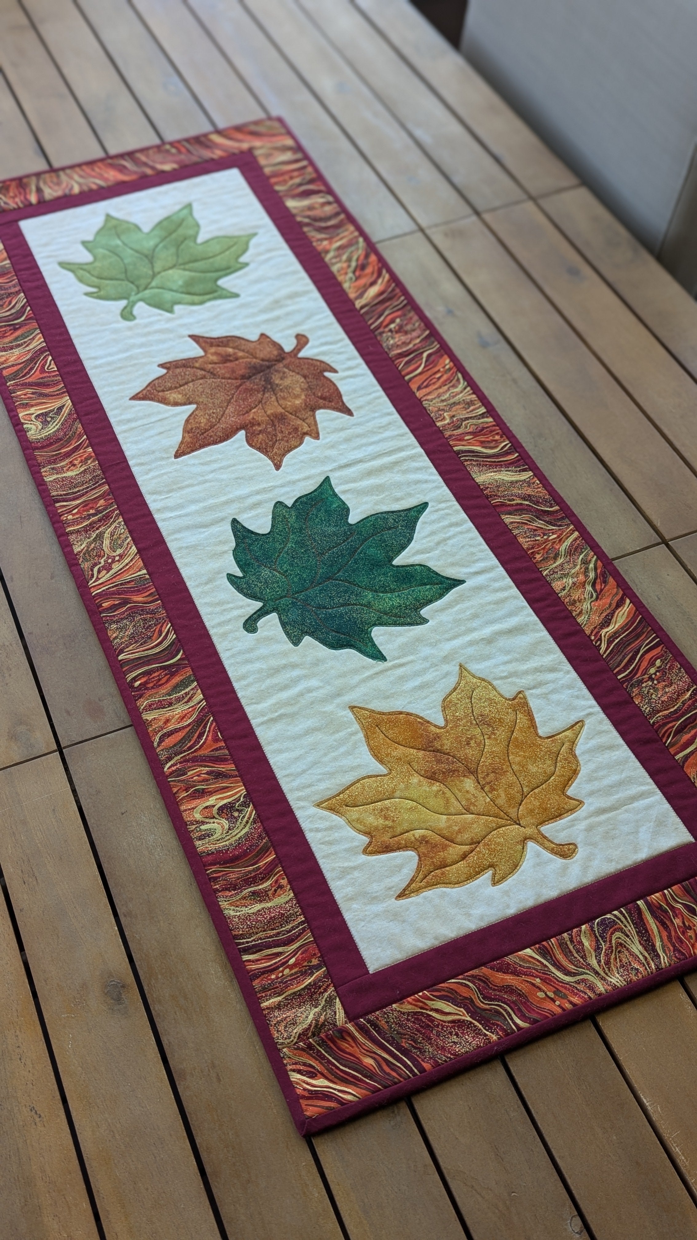 Maple Leaf - Quilted Table Runner Pattern