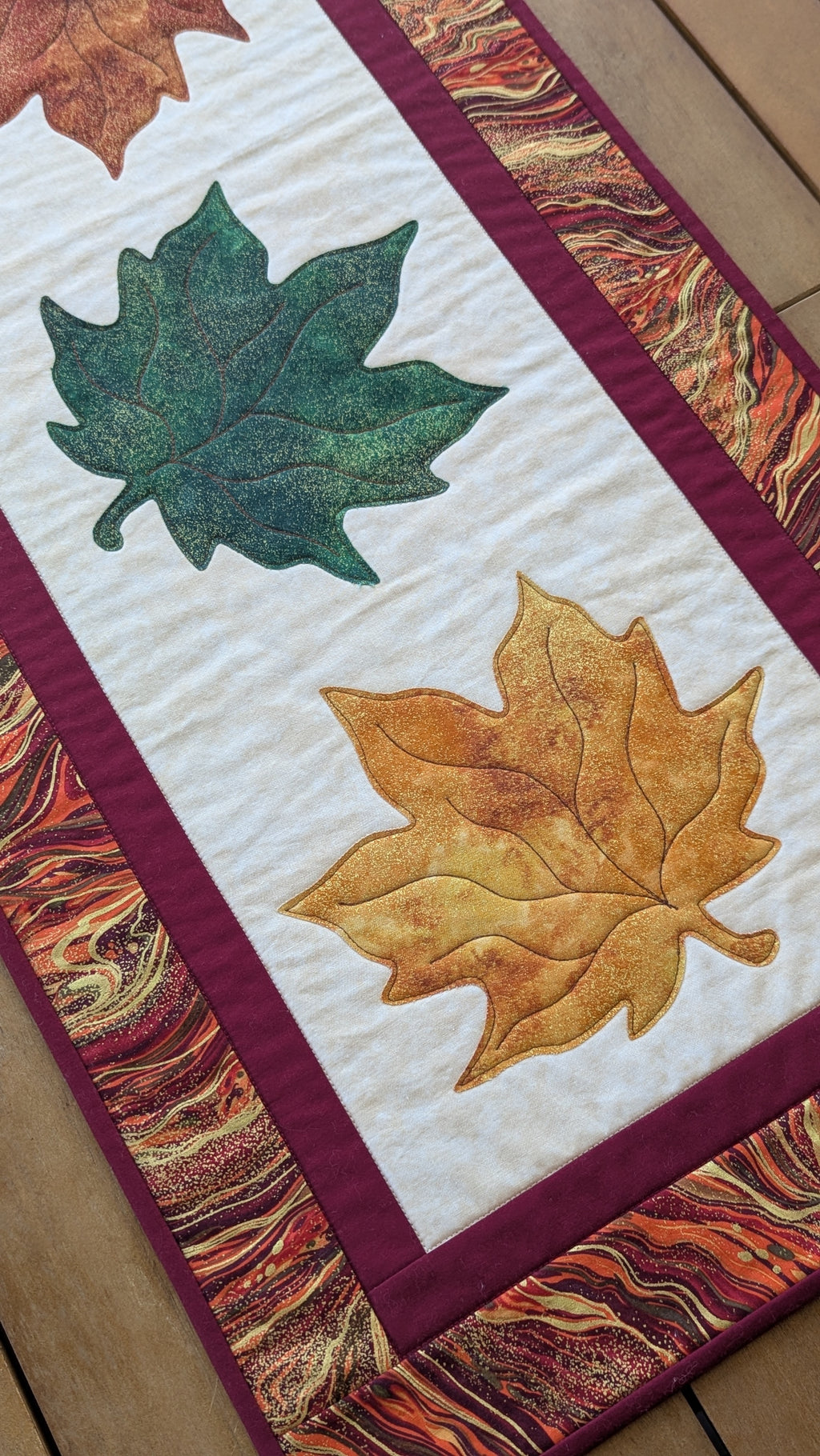 Maple Leaf - Quilted Table Runner Pattern