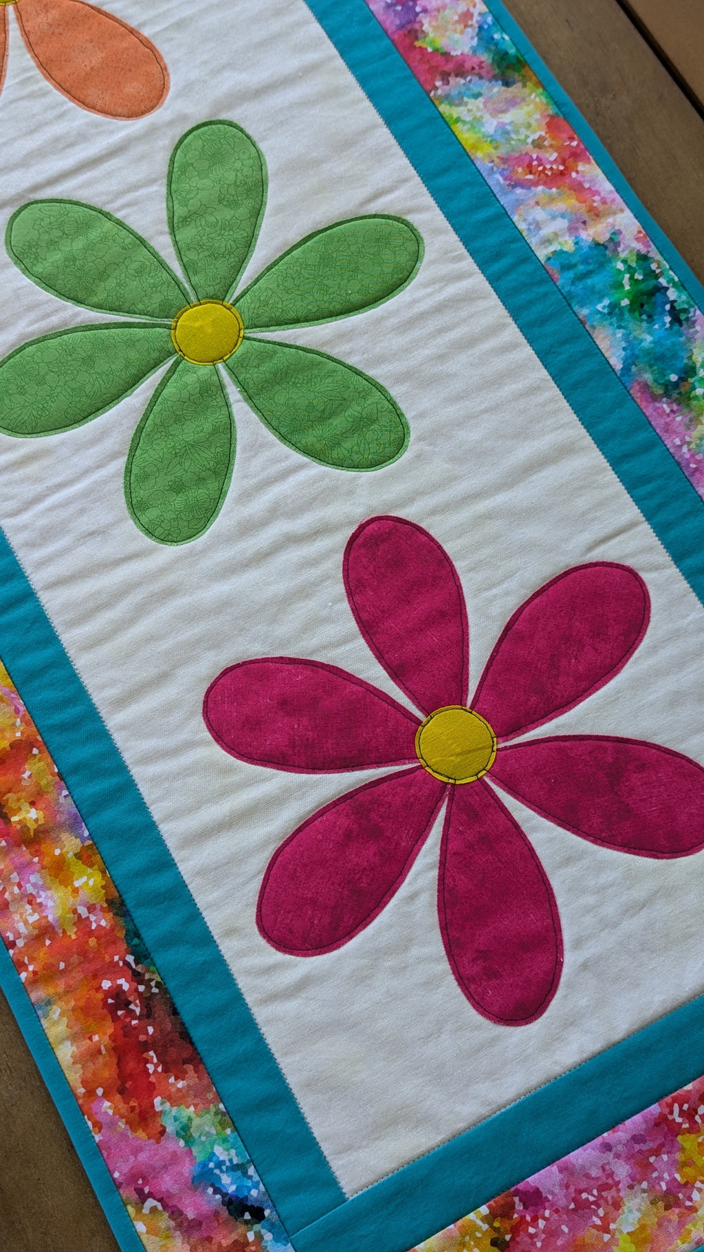 Colorful Summer Flowers - Quilted Table Runner Pattern