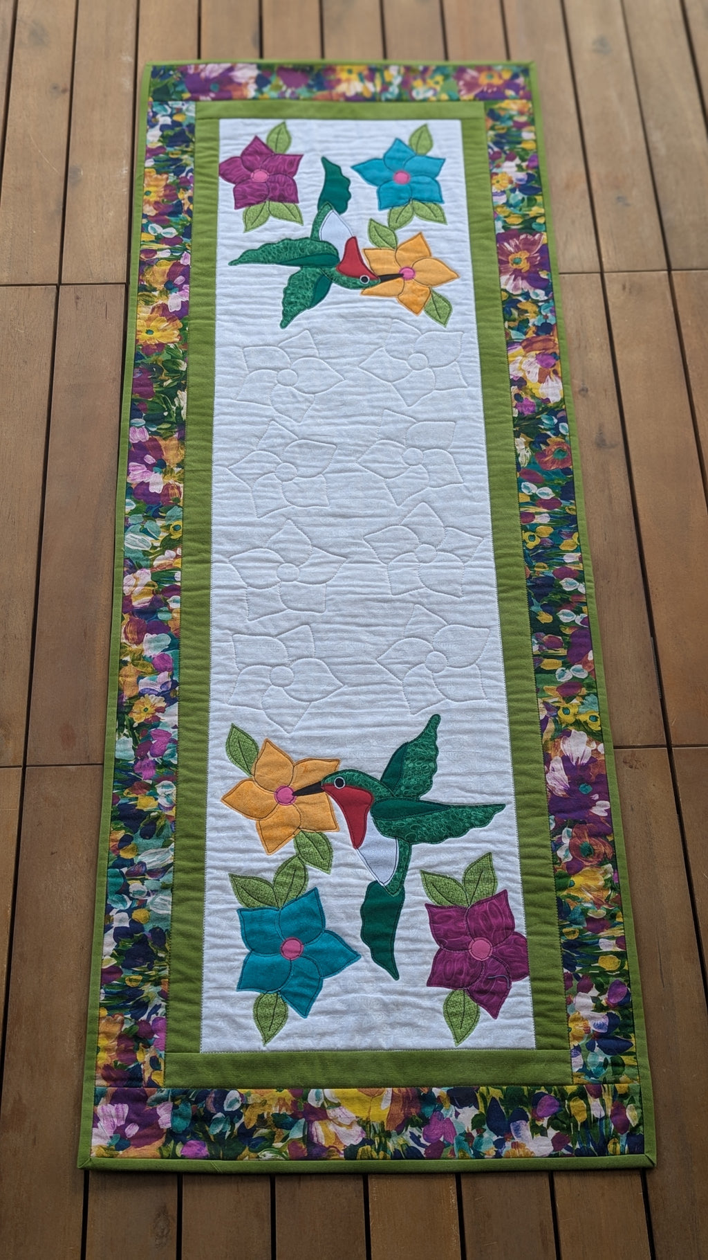 Hummingbird - Quilted Table Runner Pattern